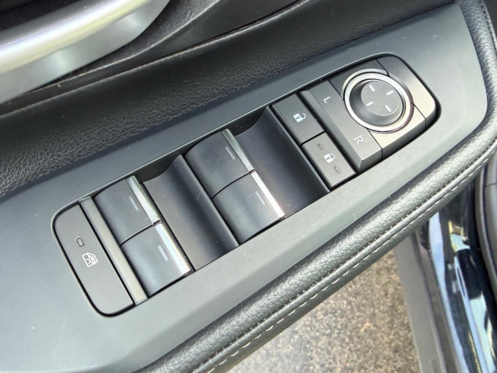 Toyota Grand Highlander Vehicle Image 15