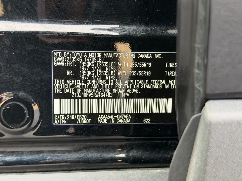 Toyota RAV4 Vehicle Image 23