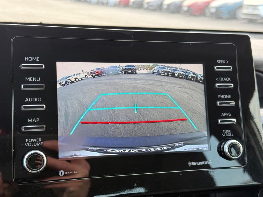 Toyota Camry Vehicle Image 20