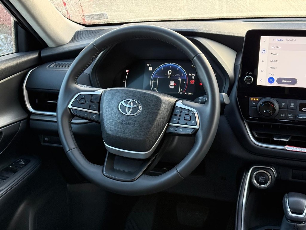 Toyota Grand Highlander Vehicle Image 14