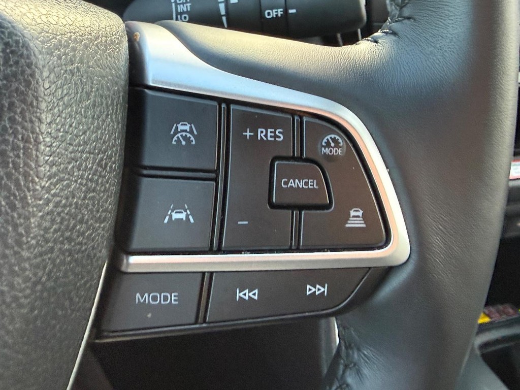 Toyota Grand Highlander Vehicle Image 19