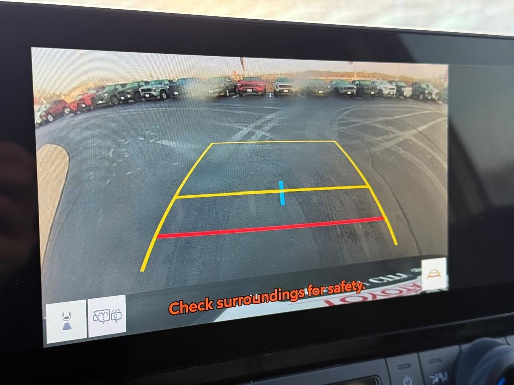 Toyota Grand Highlander Vehicle Image 22