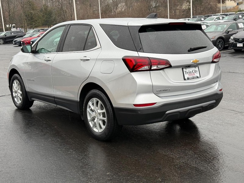 Chevrolet Equinox Vehicle Full-screen Gallery Image 06