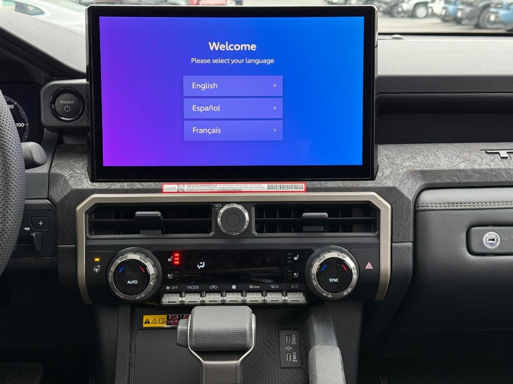 Toyota Tacoma 4WD Vehicle Image 9