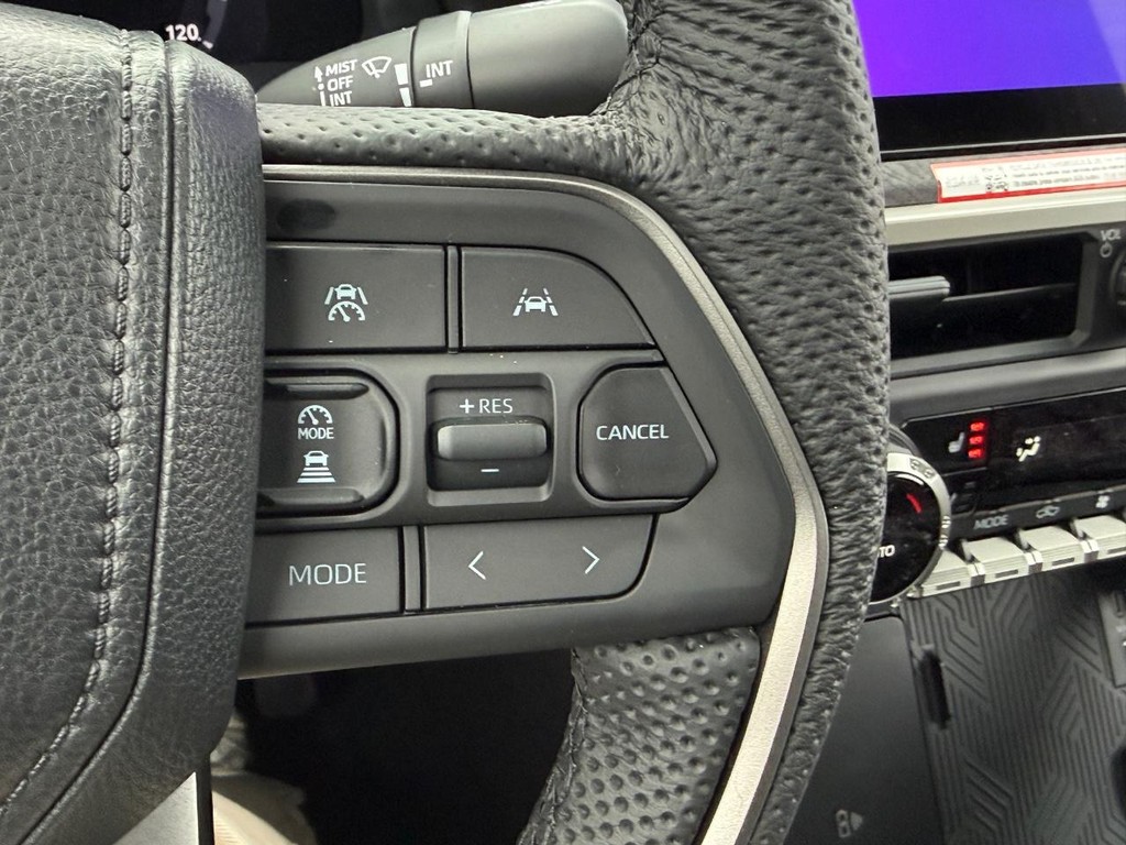 Toyota Tacoma 4WD Vehicle Image 14