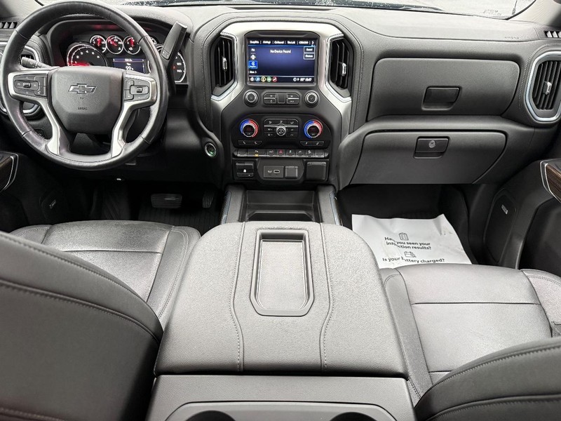 Chevrolet Silverado 1500 LTD Vehicle Full-screen Gallery Image 13