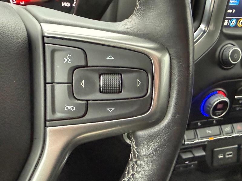 Chevrolet Silverado 1500 LTD Vehicle Full-screen Gallery Image 20