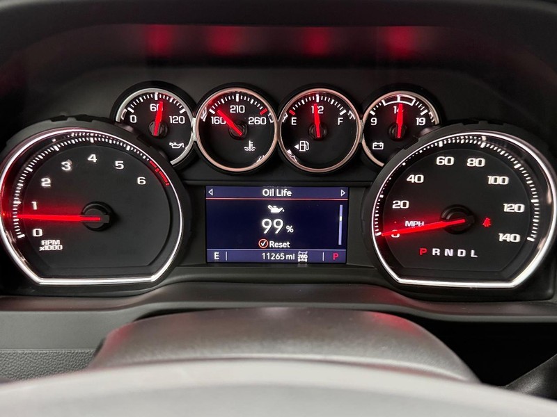 Chevrolet Silverado 1500 LTD Vehicle Full-screen Gallery Image 21