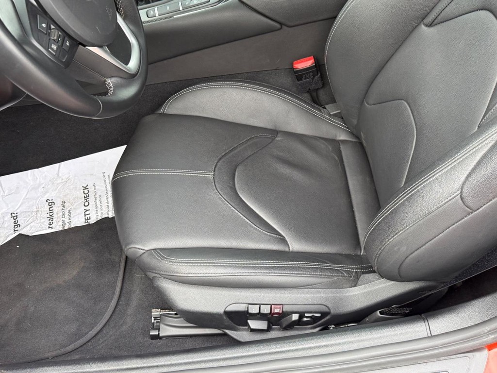 Toyota GR Supra Vehicle Image 16