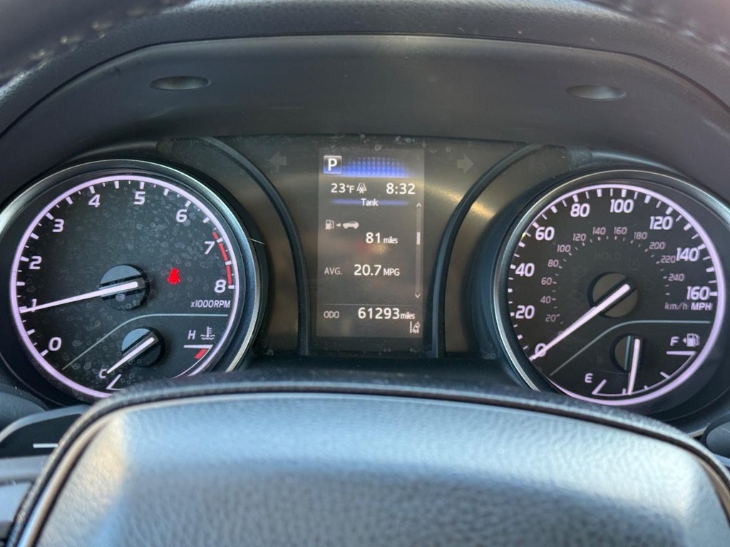 Toyota Camry Vehicle Image 19