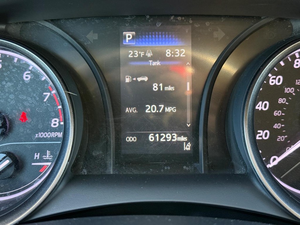 Toyota Camry Vehicle Image 20