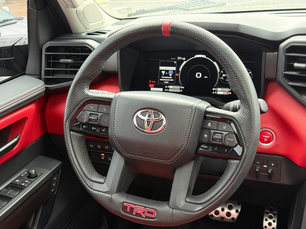 Toyota Tundra 4WD Vehicle Image 13