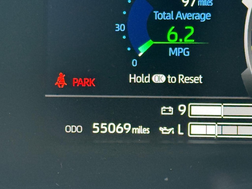 Toyota Tundra 4WD Vehicle Image 23