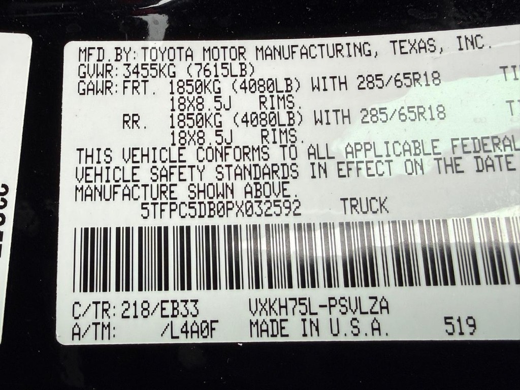 Toyota Tundra 4WD Vehicle Image 26