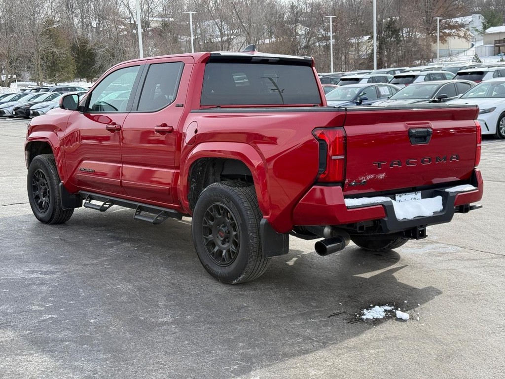 Toyota Tacoma 4WD Vehicle Image 6