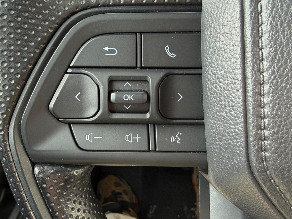 Toyota Tacoma 4WD Vehicle Image 17