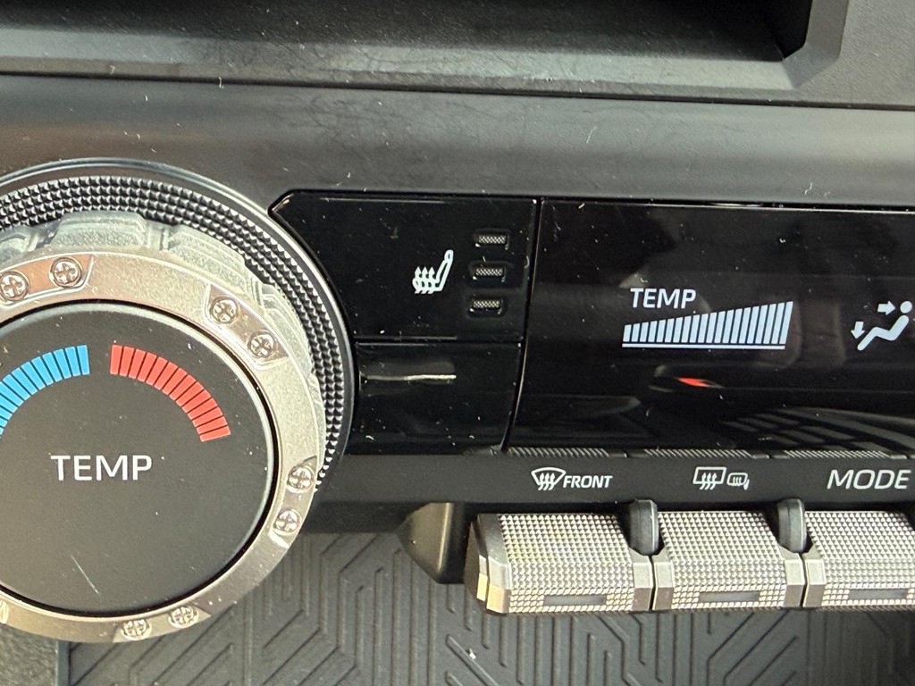 Toyota Tacoma 4WD Vehicle Image 22