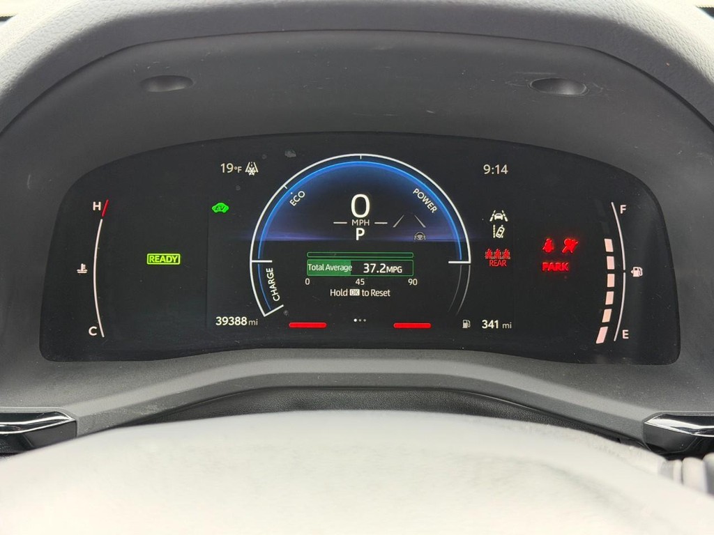 Toyota Camry Vehicle Image 19