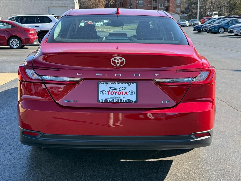 Toyota Camry Vehicle Image 5