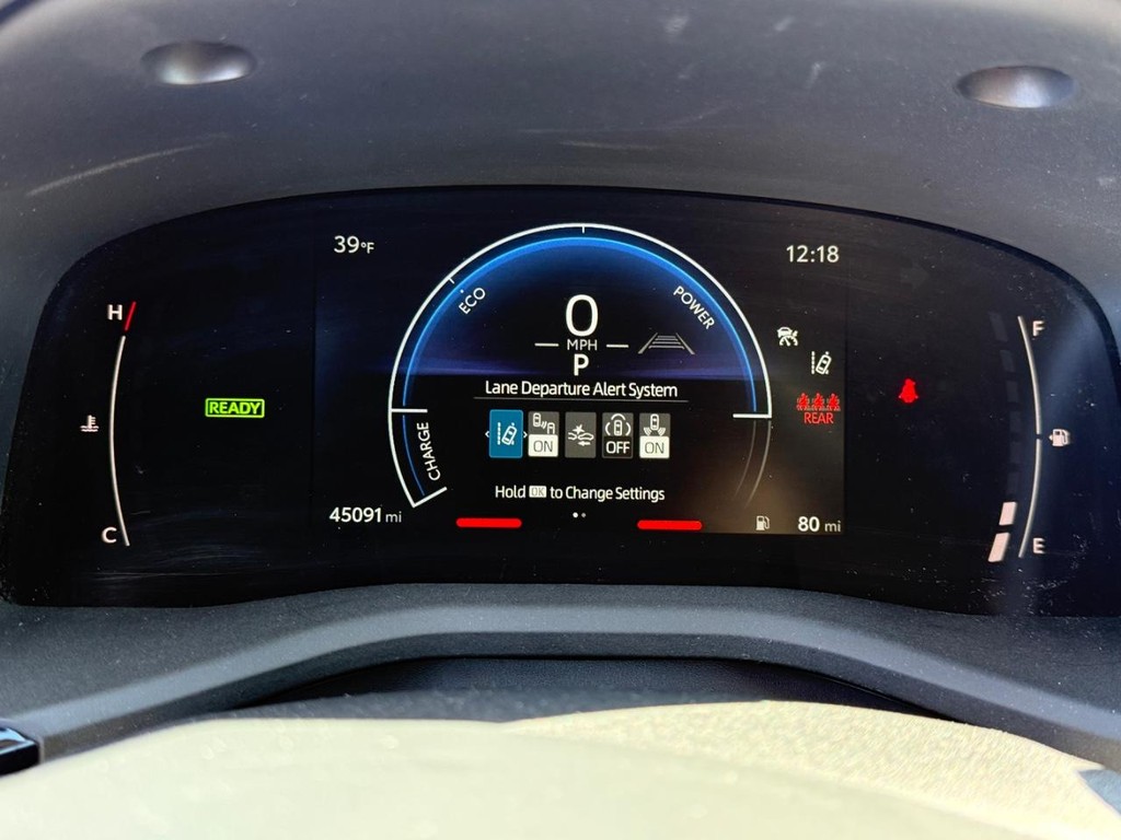 Toyota Camry Vehicle Image 18