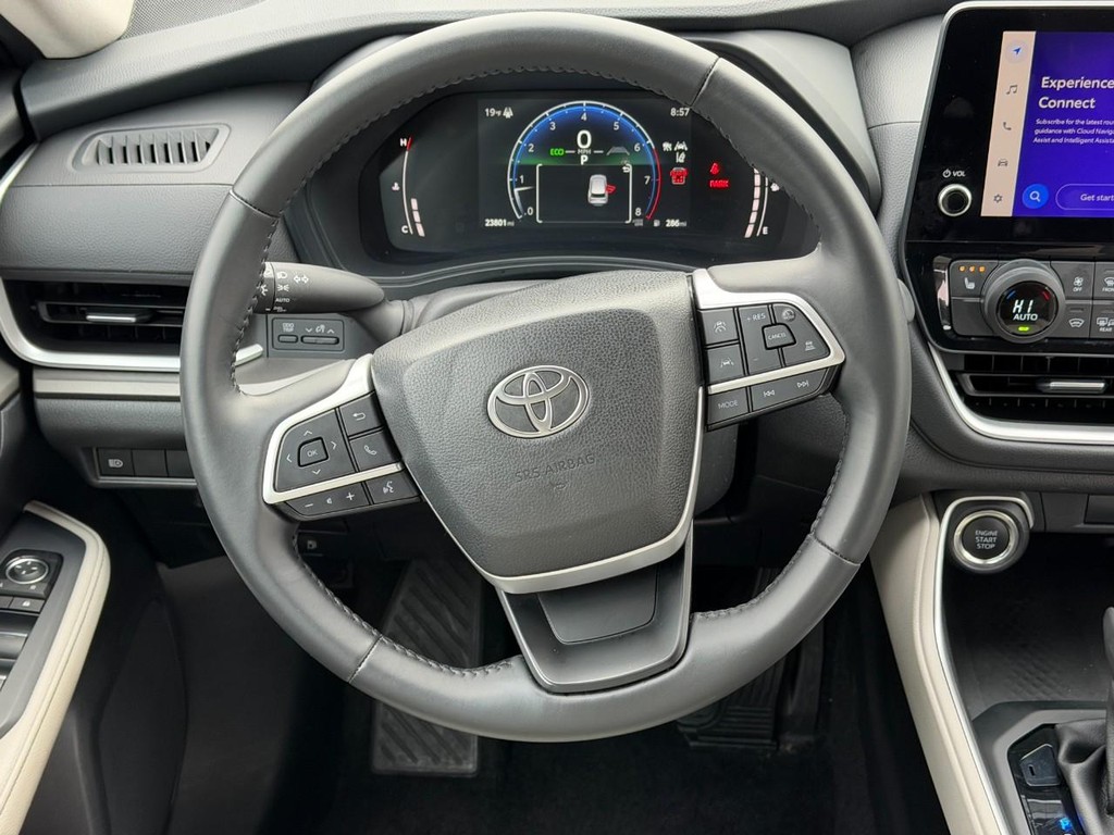 Toyota Grand Highlander Vehicle Image 16