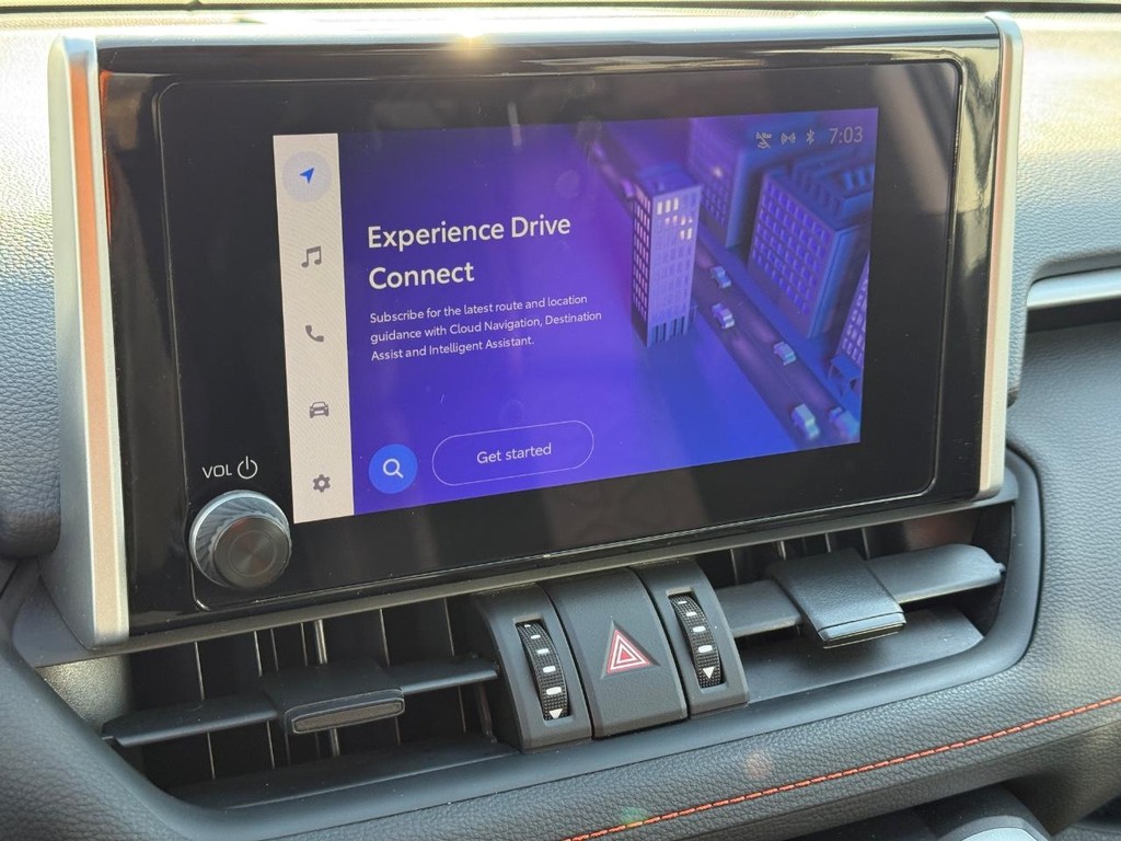 Toyota RAV4 Vehicle Image 16