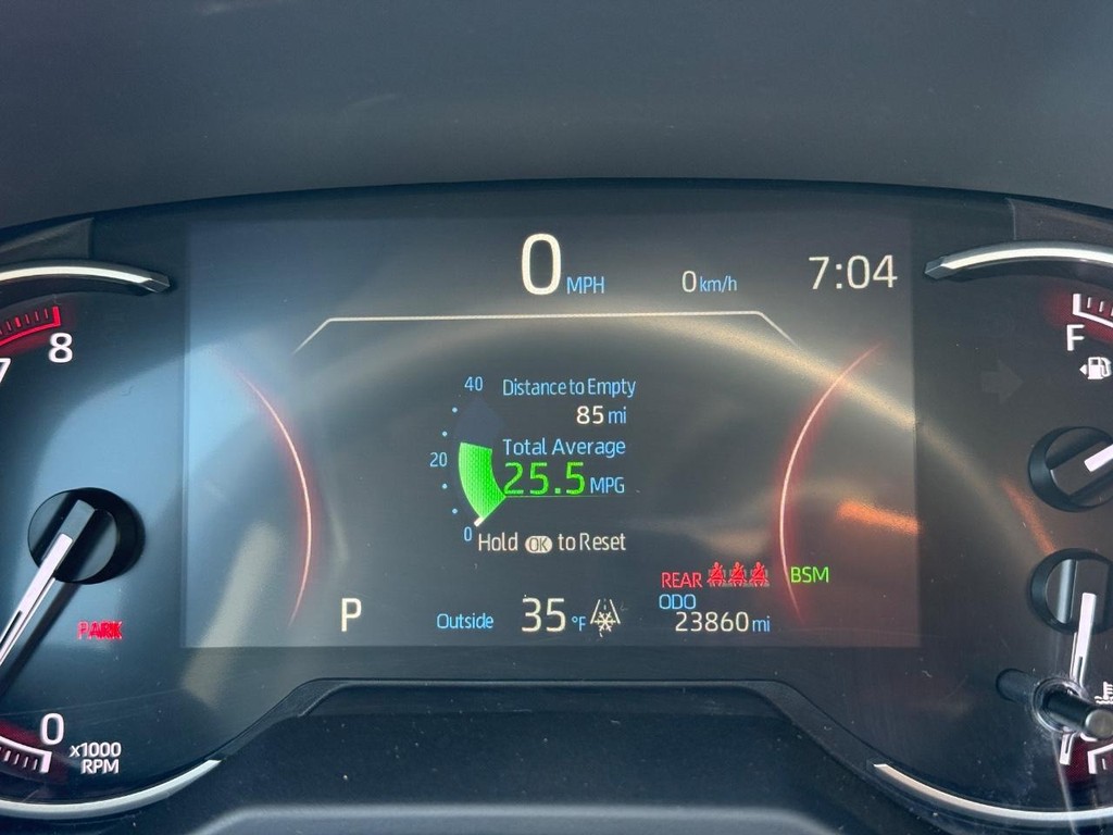 Toyota RAV4 Vehicle Image 21