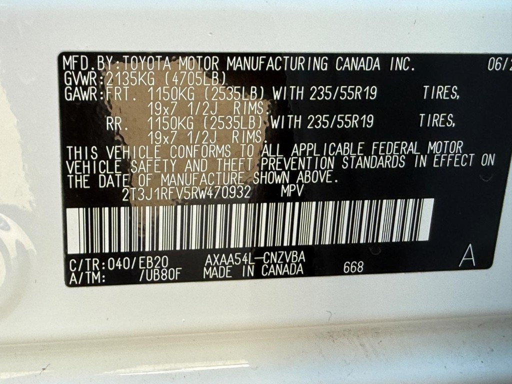 Toyota RAV4 Vehicle Image 24