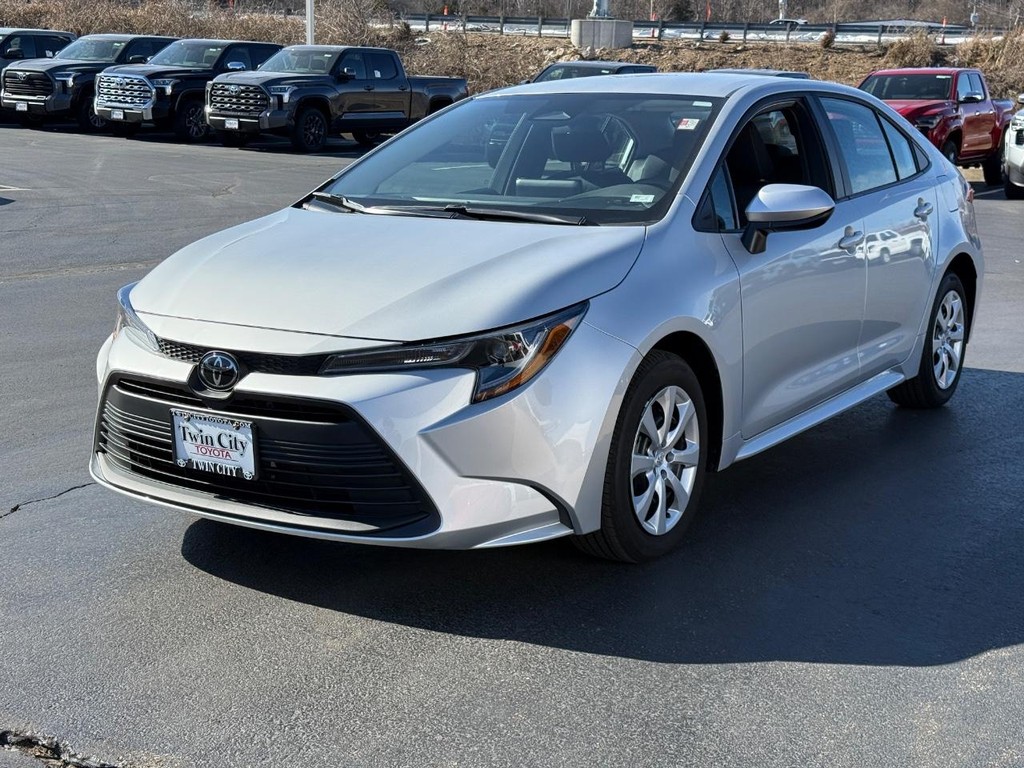 Toyota Corolla Vehicle Image 9