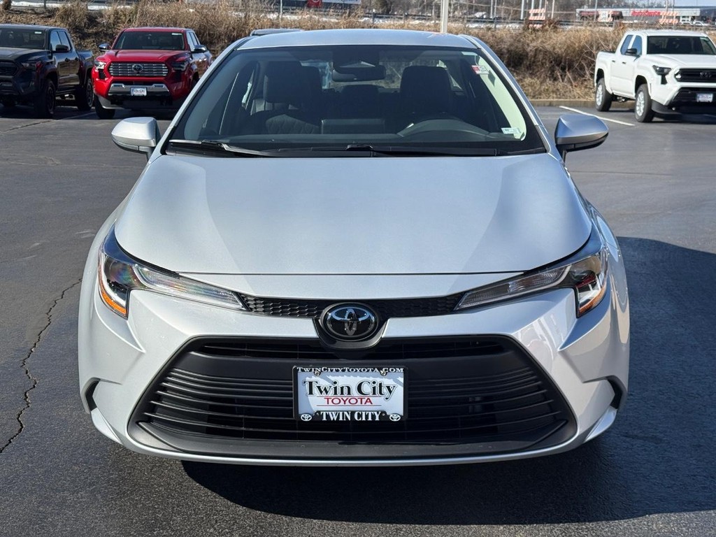 Toyota Corolla Vehicle Image 10