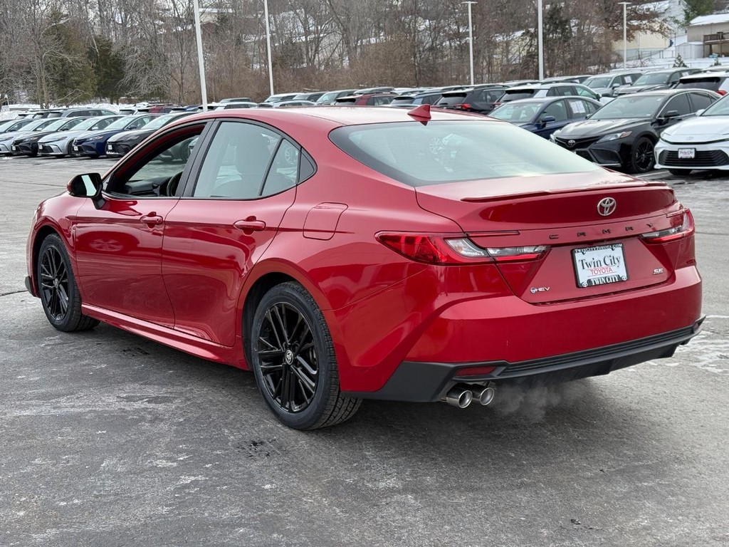 Toyota Camry Vehicle Image 7