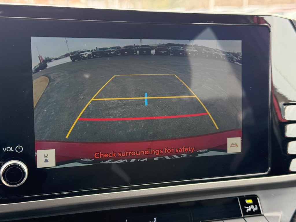 Toyota Camry Vehicle Image 21