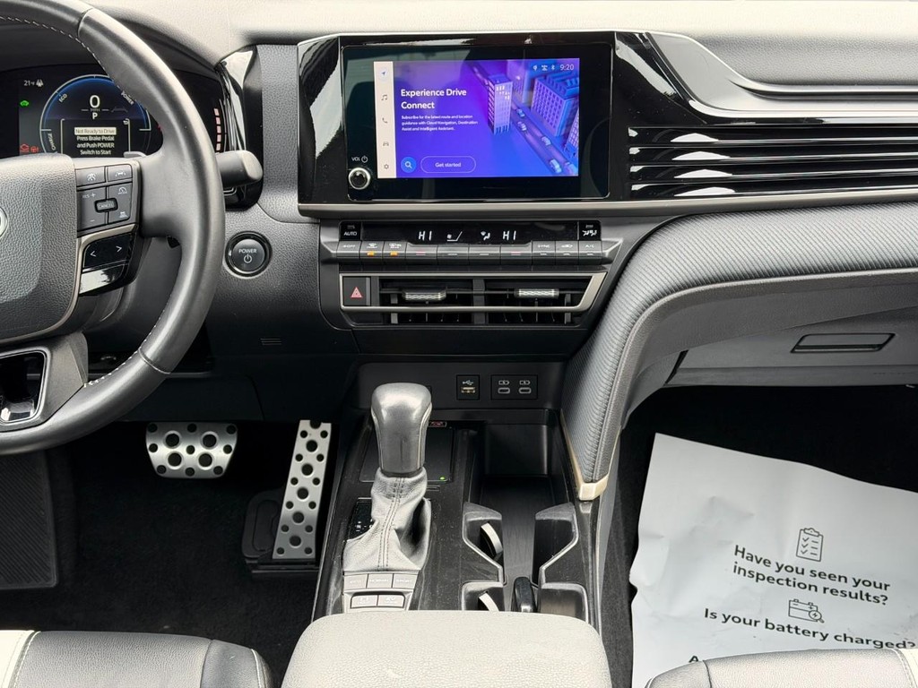 Toyota Camry Vehicle Image 12