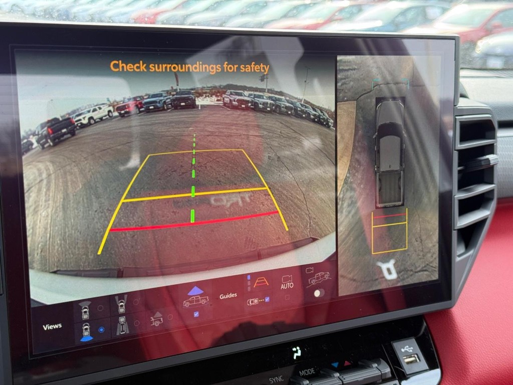 Toyota Tundra 4WD Vehicle Image 16