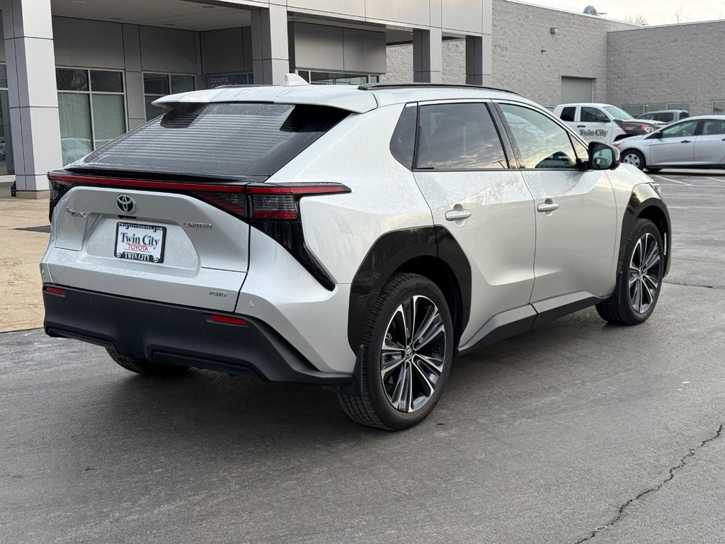 Toyota bZ4X Vehicle Image 4