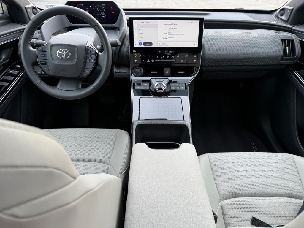 Toyota bZ4X Vehicle Image 13