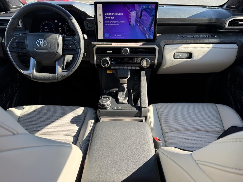 Toyota Tacoma 4WD Vehicle Image 13