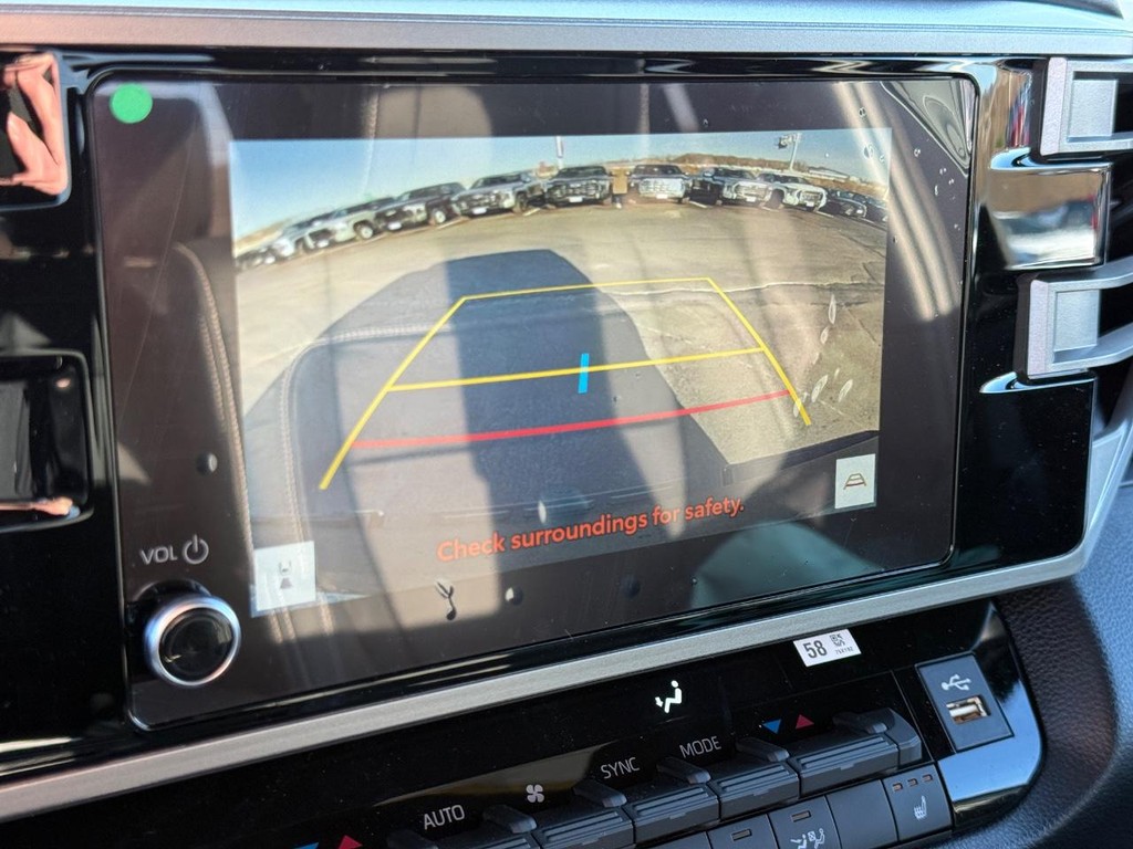 Toyota Tundra 4WD Vehicle Image 16