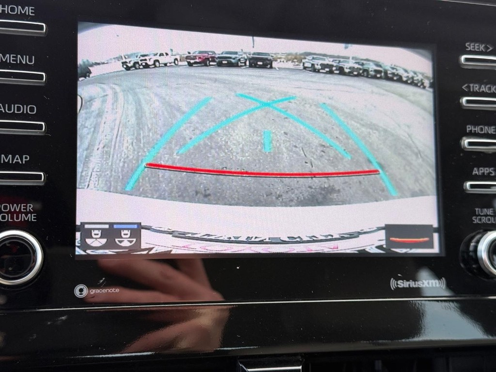 Toyota Camry Vehicle Image 21