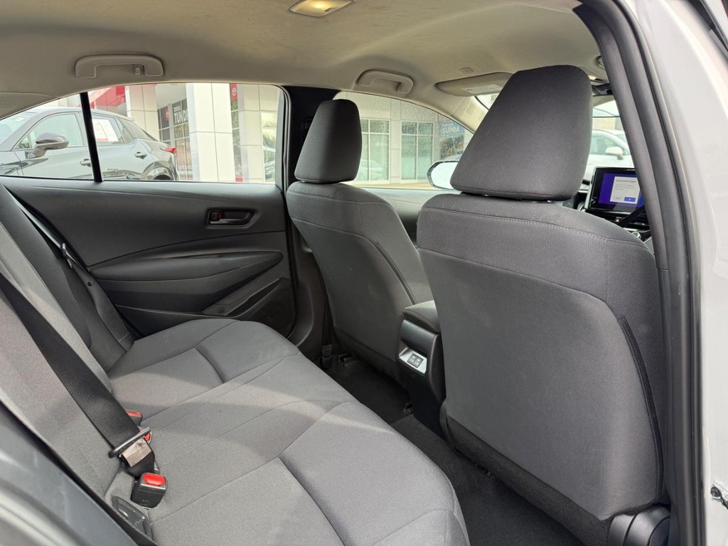 Toyota Corolla Vehicle Image 10