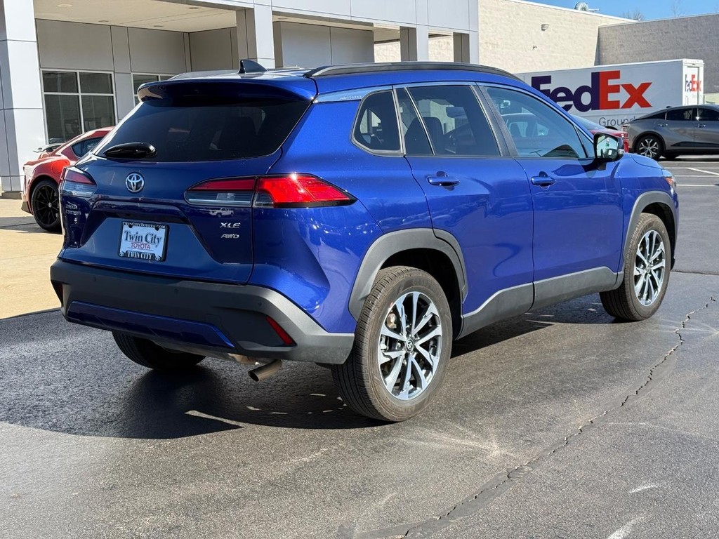 Toyota Corolla Cross Vehicle Image 3