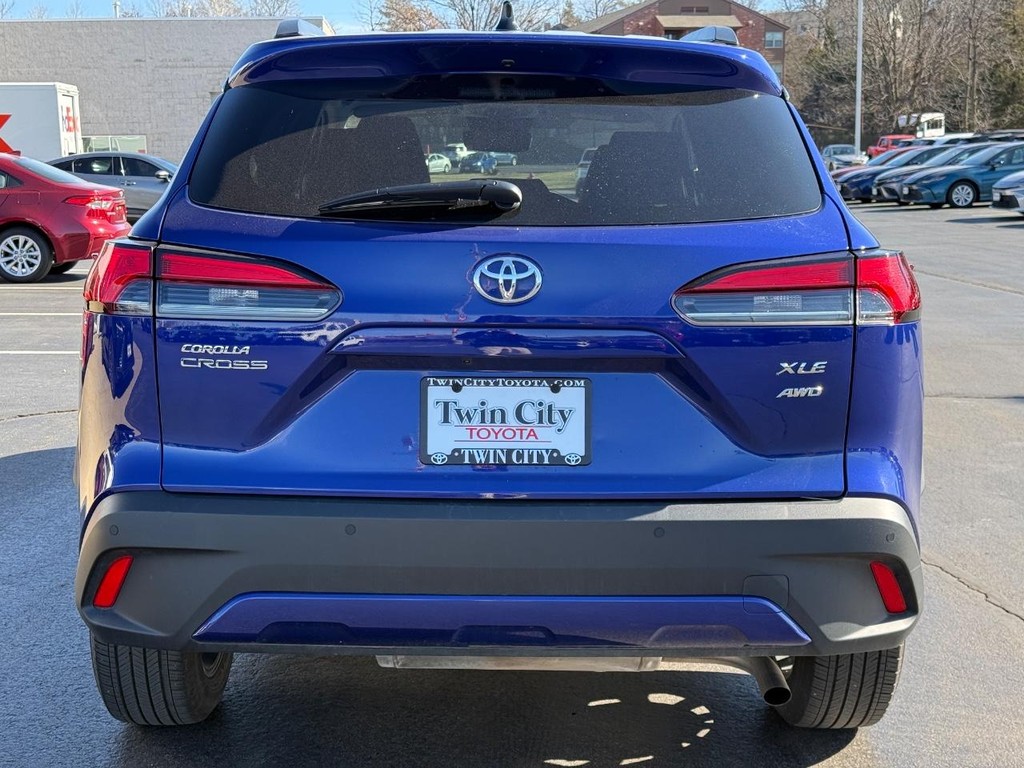 Toyota Corolla Cross Vehicle Image 5