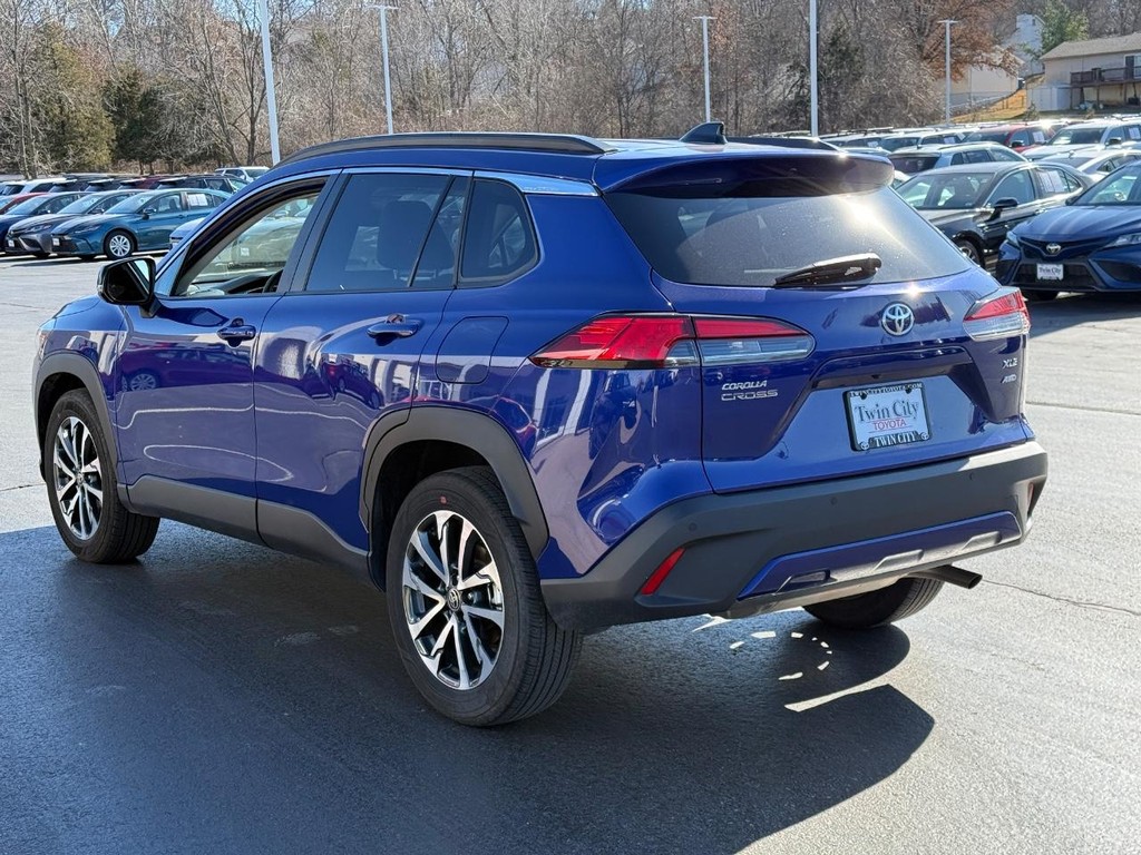 Toyota Corolla Cross Vehicle Image 7