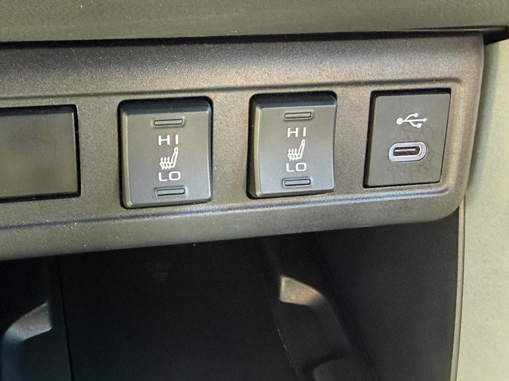 Toyota Corolla Cross Vehicle Image 22