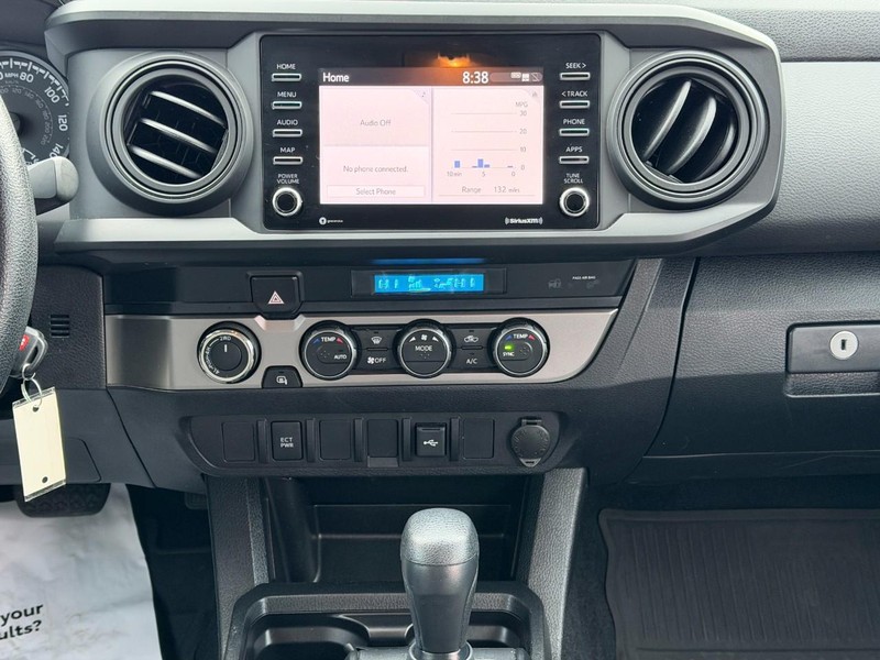 Toyota Tacoma 4WD Vehicle Image 15