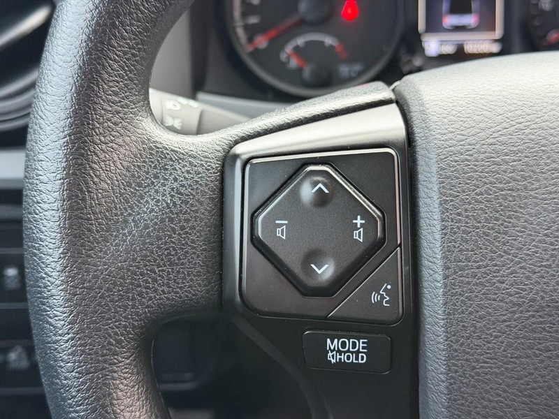 Toyota Tacoma 4WD Vehicle Image 21