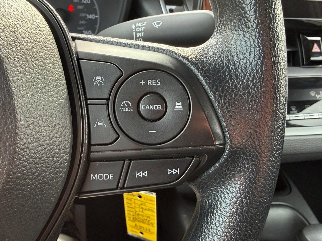 Toyota Corolla Vehicle Image 17