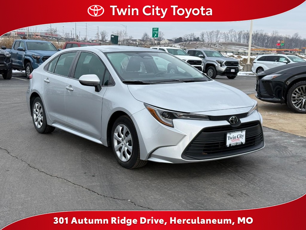 2024 Toyota Corolla LE FWD