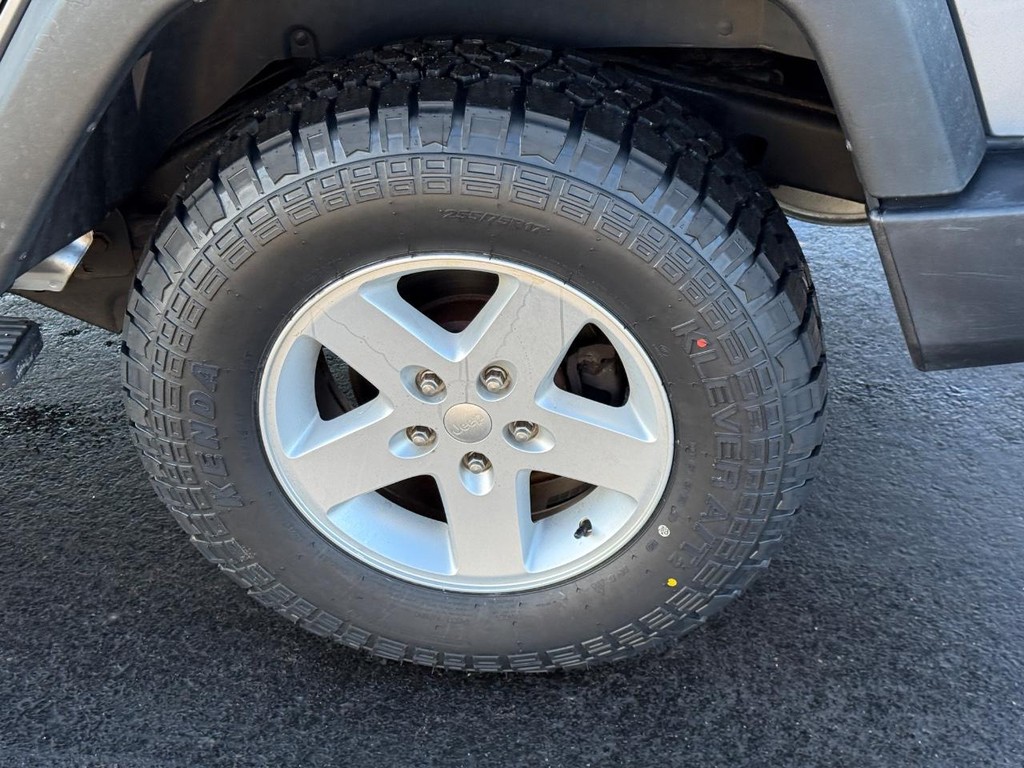 Jeep Wrangler Unlimited Vehicle Image 7