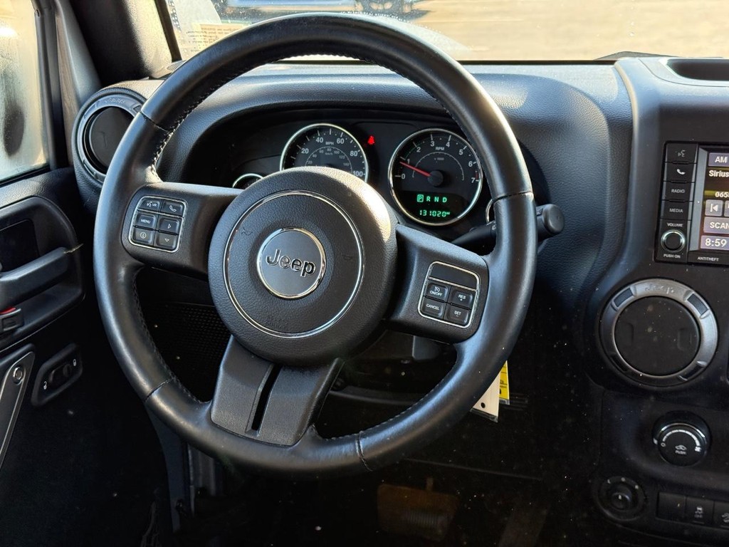 Jeep Wrangler Unlimited Vehicle Image 13